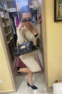 Professoressa do Sexo - Acompanhante Travesti / Transex em Cajamar - SP