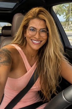 Julia Morena - Travestis e Transex em Recife - PE Julia Morena - Travestis e Transex em Recife - PE